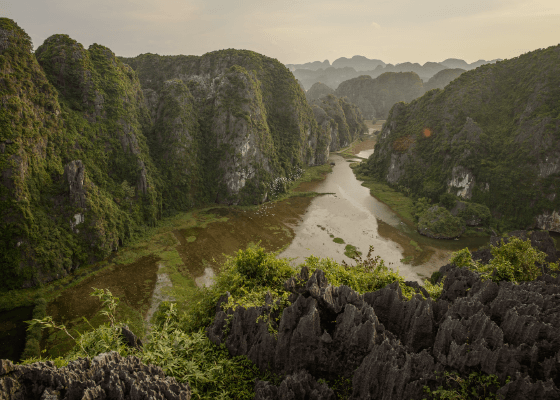 Hang Mua (Mua Caves) – Thung Nang (Sunshine Valley)