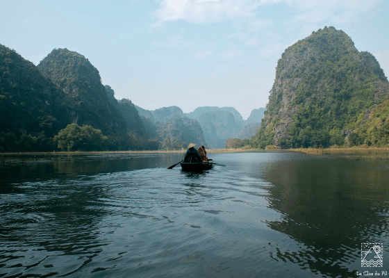 Trang An Scenic Landscape Complex – Hoa Lu Ancient Capital – Hang Mua (Mua Caves) – Bich Dong Pagoda